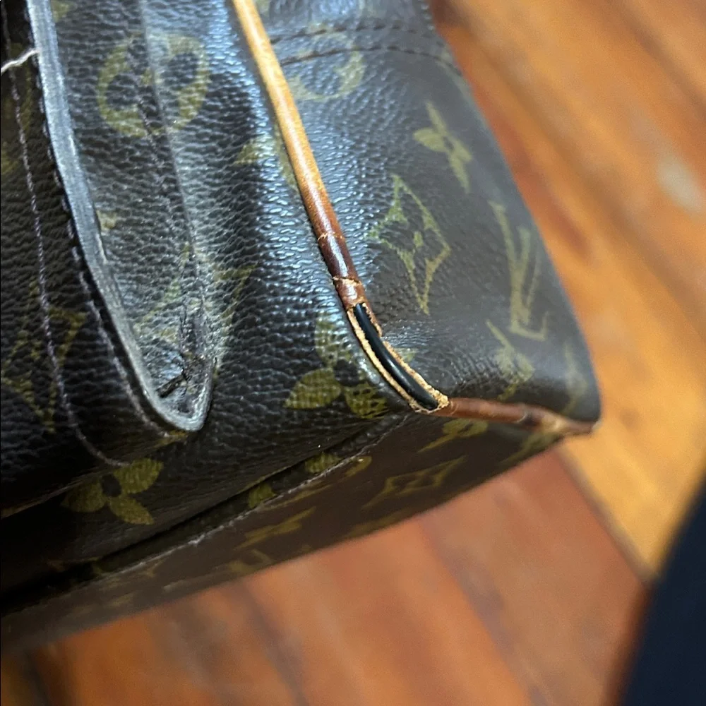 Louis Vuitton Monogram Manhattan PM